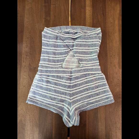 Striped Gray and White Romper with Lace Detail - Picture 3 of 6
